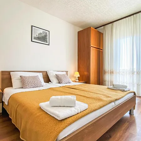 Amazing In Kastel Sucurac With Kitchen *