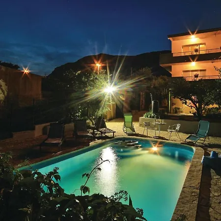 Amazing In Kastel Sucurac With Kitchen Apartment